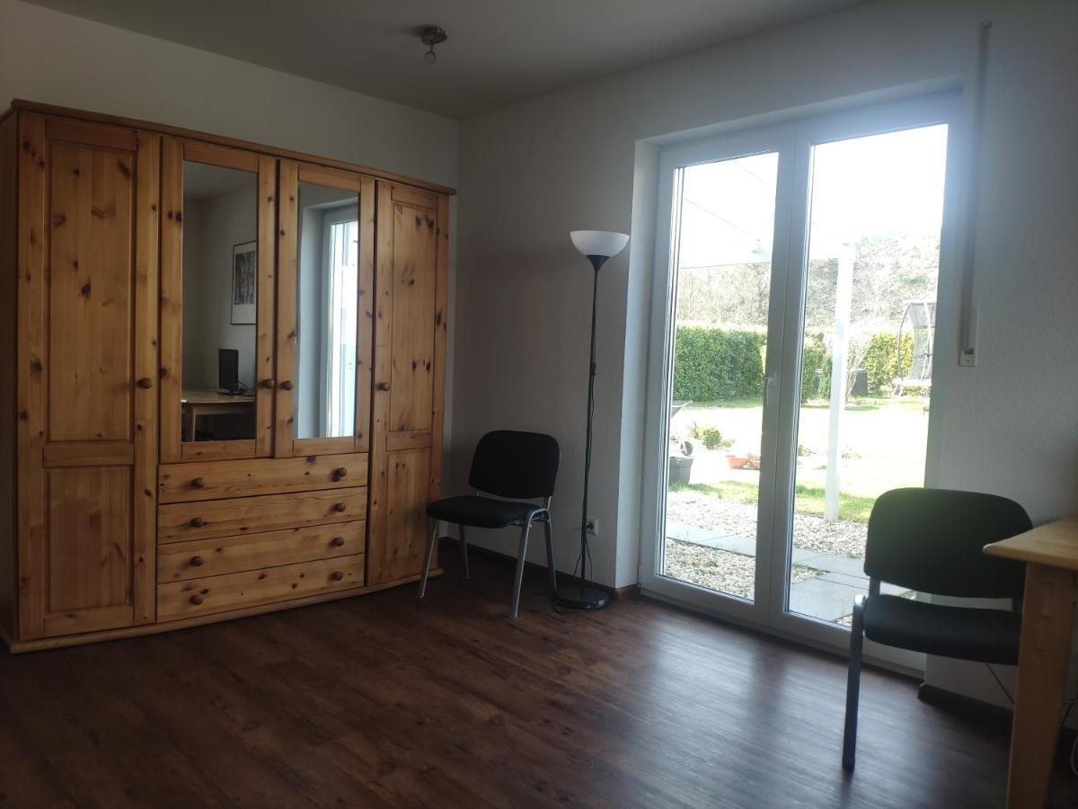 Apartment Und Privatzimmern In Freiburg Esterno foto